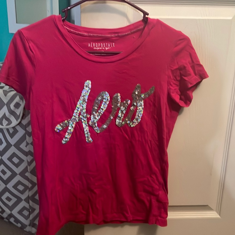 Pink Aeropostale women’s t-shirt